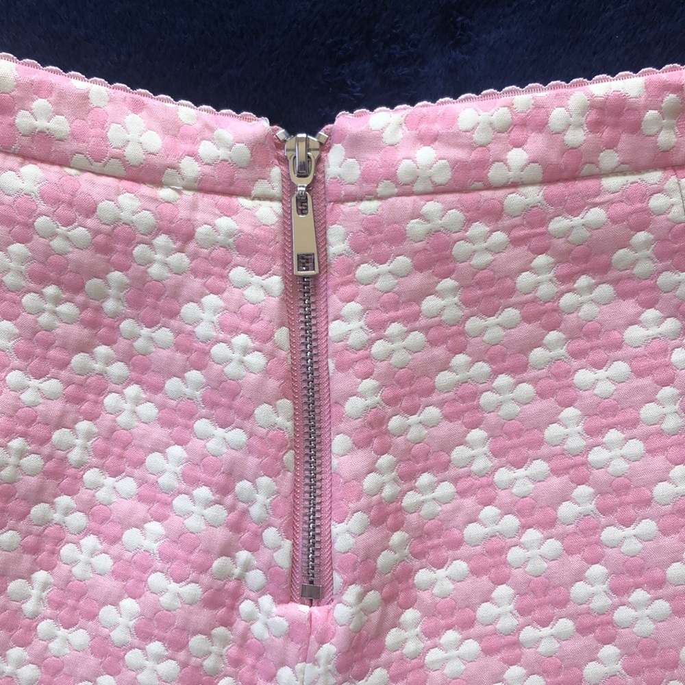 Forever 21 Exclusive baby pink fitted shorts sz. S